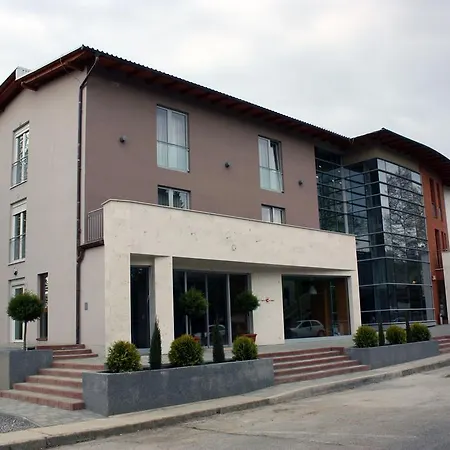 Hotell Europa Gunaras 3*